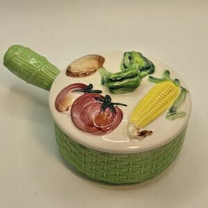 Vintage Ovenware With Decorated Vegetable Lid Made In The USA